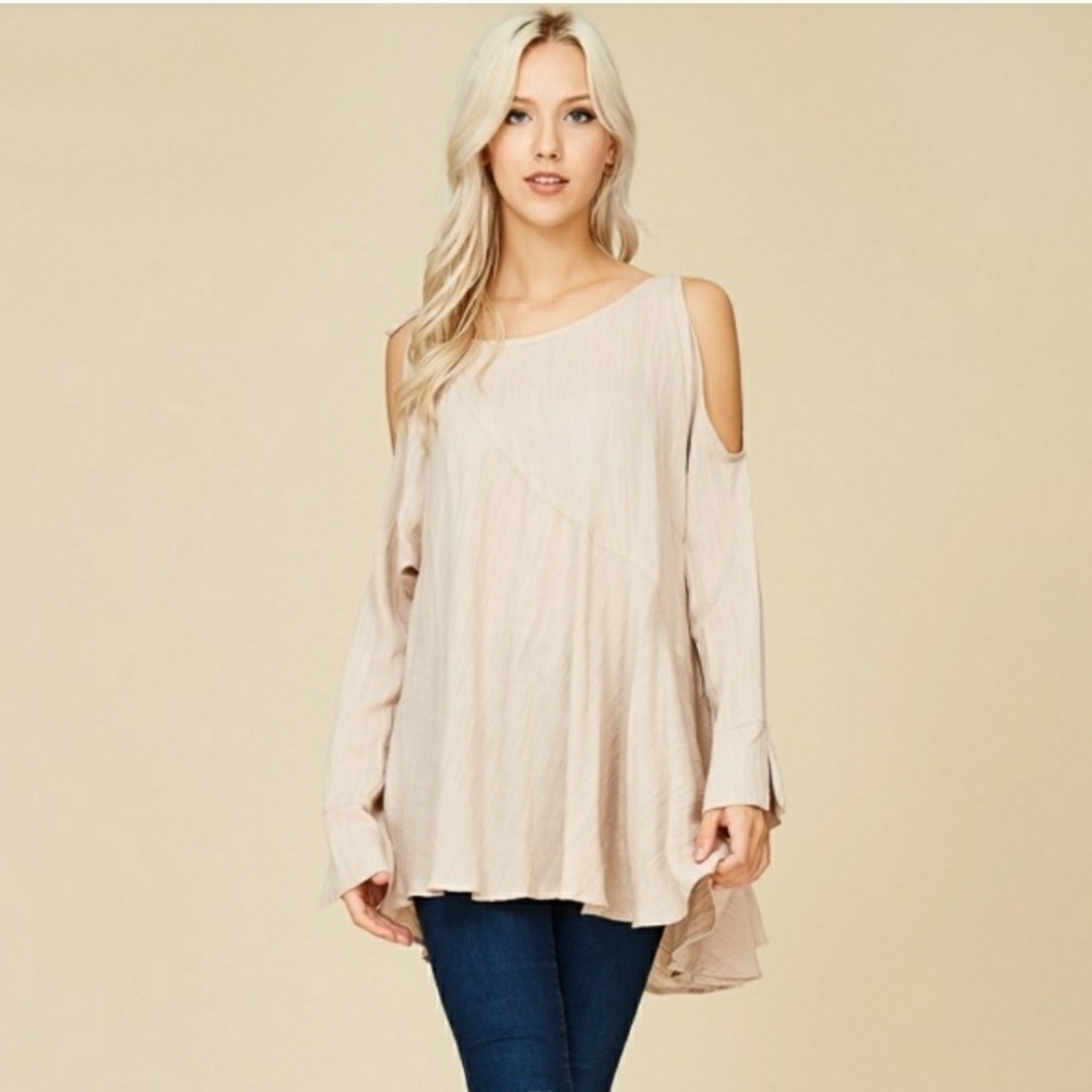 Crescent cold shoulder trapez tunic size Small